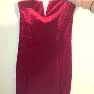 Women’s v neck dress